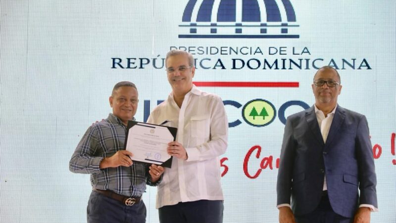 Presidente Abinader resalta rol social del cooperativismo y su contribución económica al país