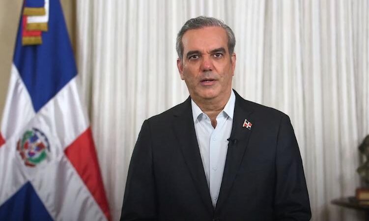 Presidente Abinader elimina restricciones por el covid-19 y dice que cuidarse es una responsabilidad individual