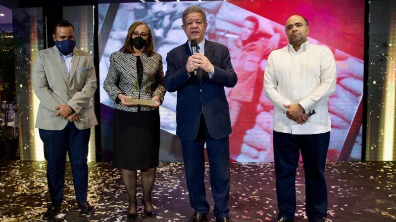 Cierre exitoso de la 14ª edición del Festival Internacional de Cine de Global de Santo Domingo (FCGSD) con la proyección del filme “Una Película Sobre parejas”