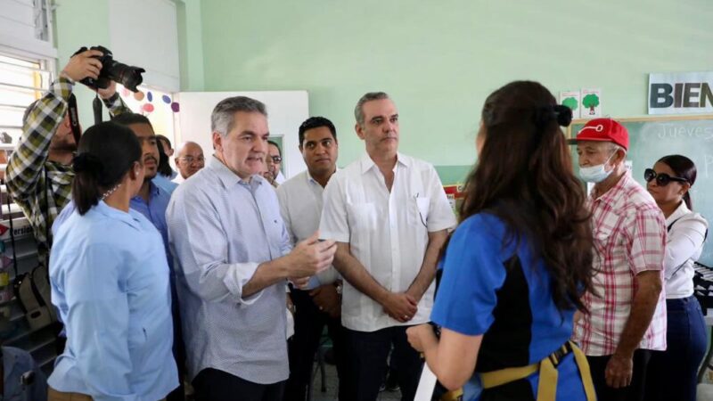 El gobierno amplia a 250 los supermercados que venderán canasta del Inespre a precios bajos