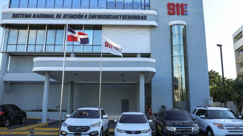 Sistema 9-1-1 asegura que sólo necesita saber dos informaciones para despachar las unidades