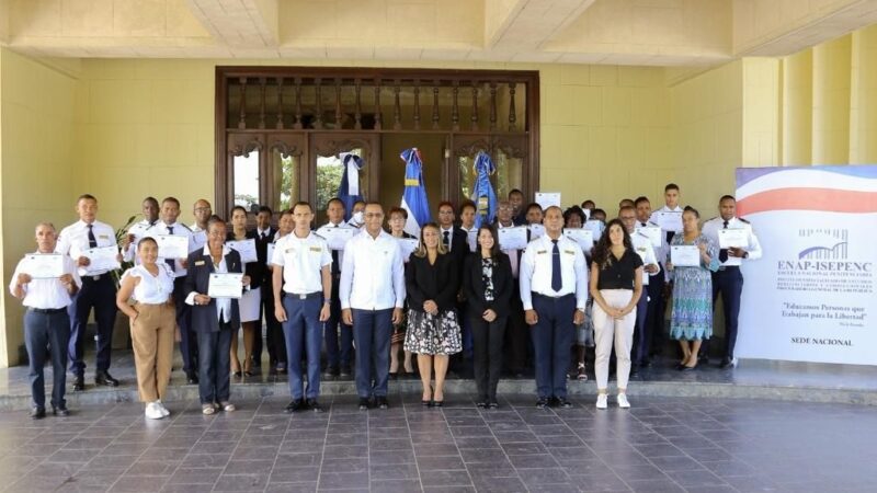 La Escuela Penitenciaria y la Universidad Isa concluyen ciclo de formación en derechos humanos y resolución de conflictos