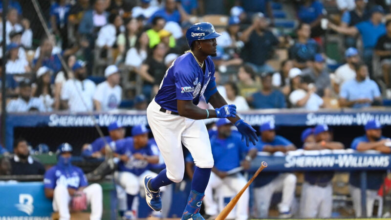 Ellis De la Cruz jonronea por los 411 y el pitcheo del Licey vuelve a detener a su rival