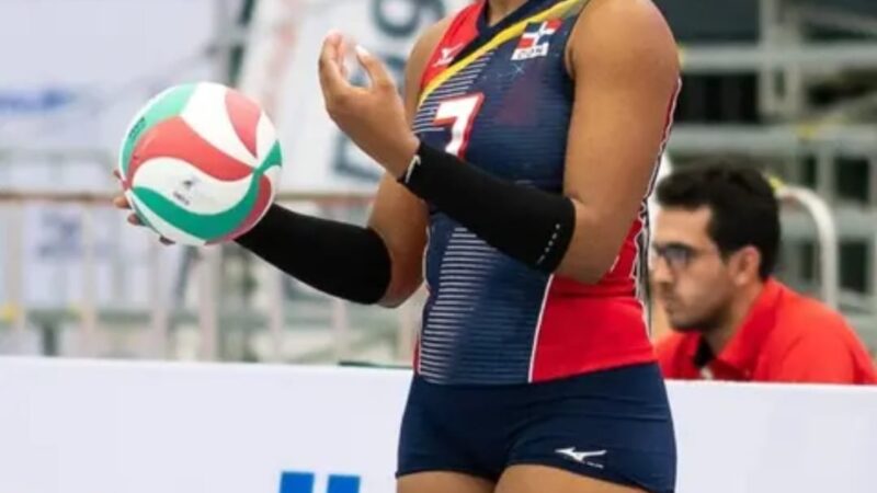 Regidores de SDO declaran Hija Meritoria a Selección Nacional de Voleibol Madeline Jazmín Guillén Paredes