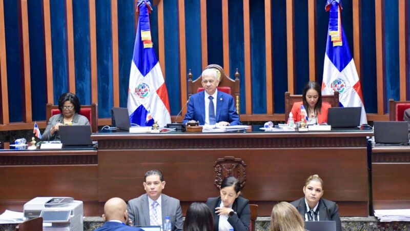 Senado convierte en ley Presupuesto General del Estado; también aprueba contrato de Aerodom