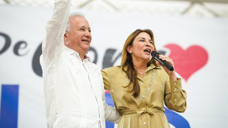 Mujeres presentan movimiento para respaldar reelección de  Abinader y Taveras por eficiente gestión