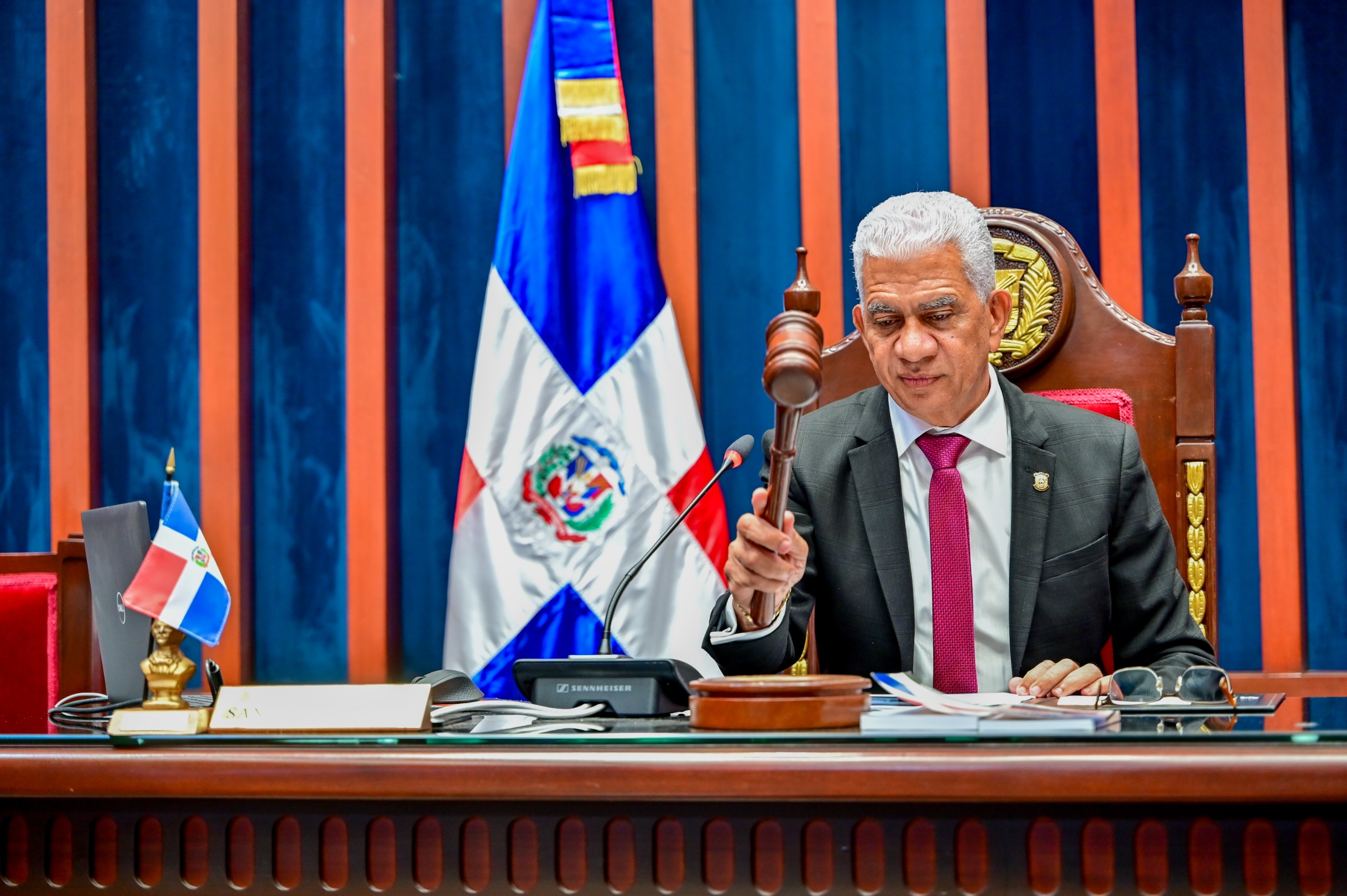 Senado aprobó ley que designa con el nombre de Edison Rodríguez Paulino el multiuso de Villa La Mata, provincia Sánchez Ramírez