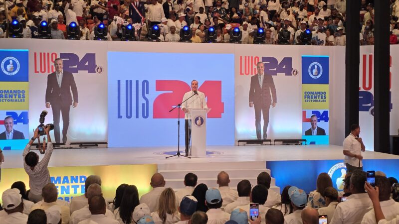 Frentes Sectoriales del PRM Abarrotan el Teo Cruz y sus Alrededores