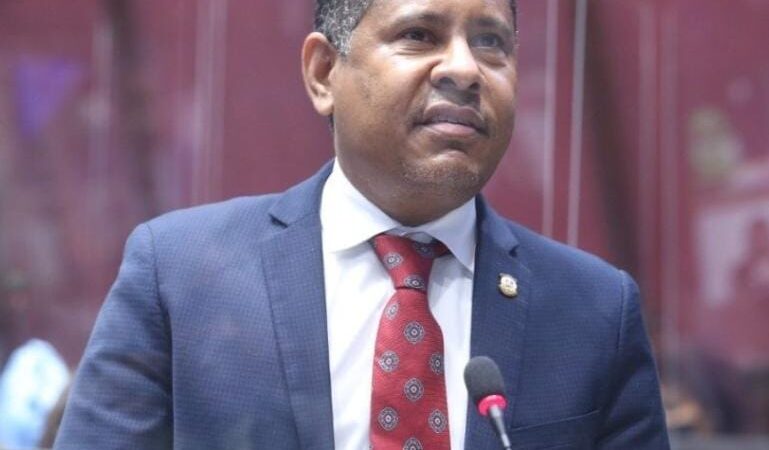 Diputado Ignacio Aracena y su hijos fueron víctimas de agresión por desaprensivos