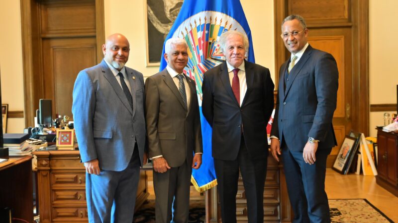Presidente Senado de RD se reúne en OEA con Luis Almagro para “Parlamentos y Prosperidad para las Américas”