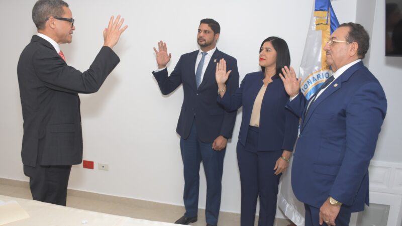 PRM escoge a Cristóbal Venerado Castillo como vocero de su bloque en Senado