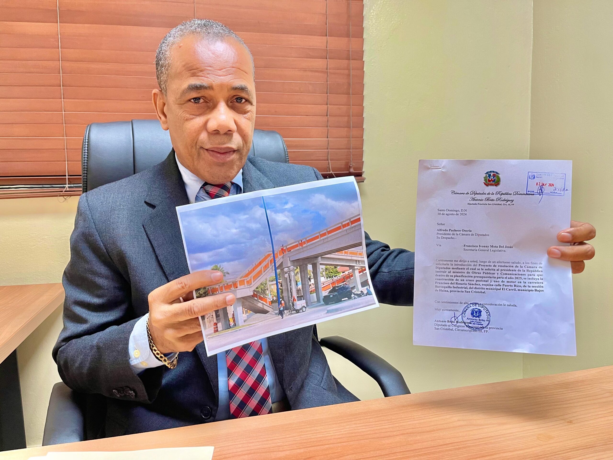 Diputado Antonio Brito Solicita al Presidente Incluir en el Presupuesto la Construcción de un Puente Peatonal y de Motores en Haina