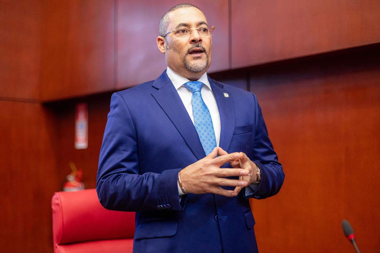 Senador Eduard Espiritusanto somete proyecto de ley de control y regulación de insumos de fentanilo y solicita campaña de concienciación