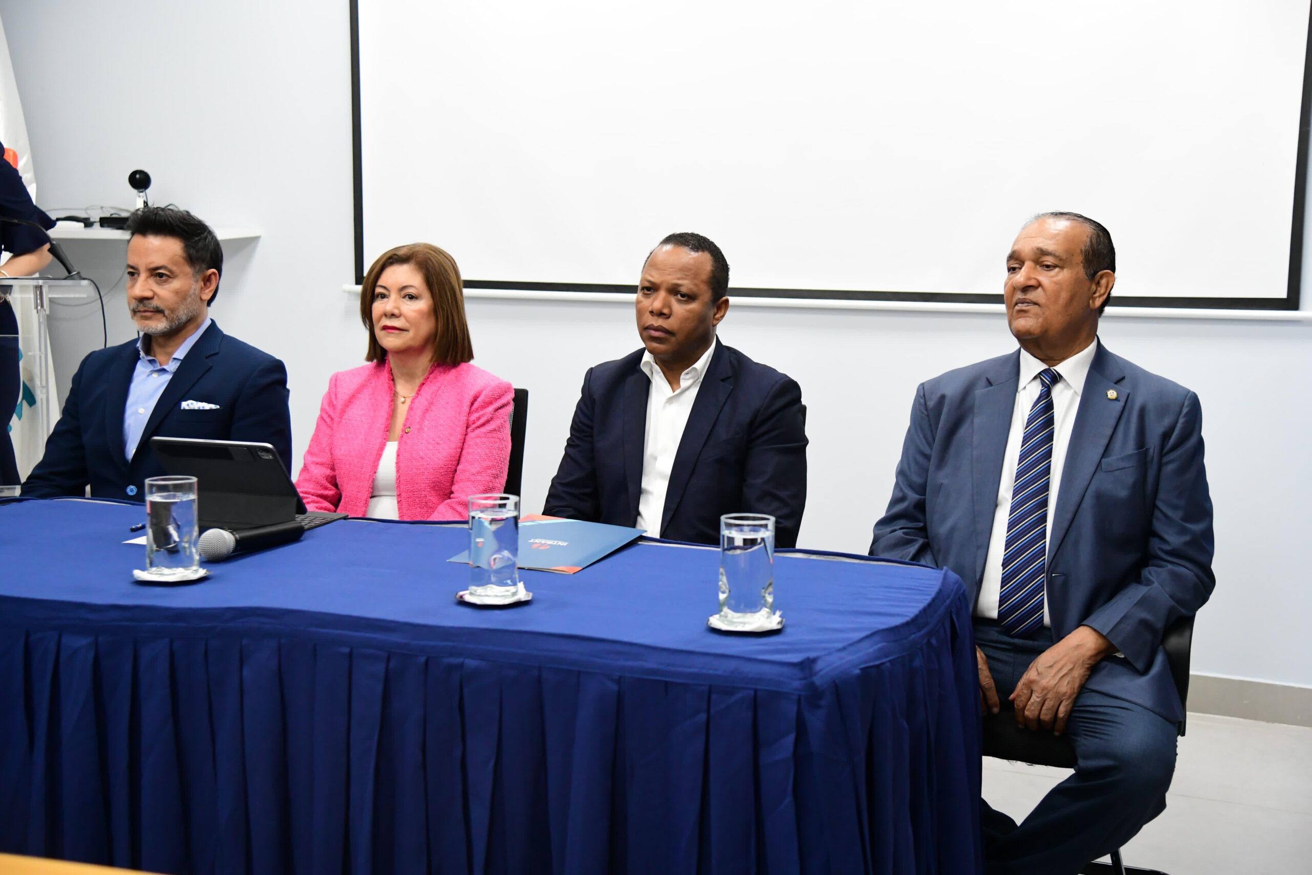 INTRANT inicia consultas nacionales para elaboración Plan Nacional de Seguridad Vial 2025-2030