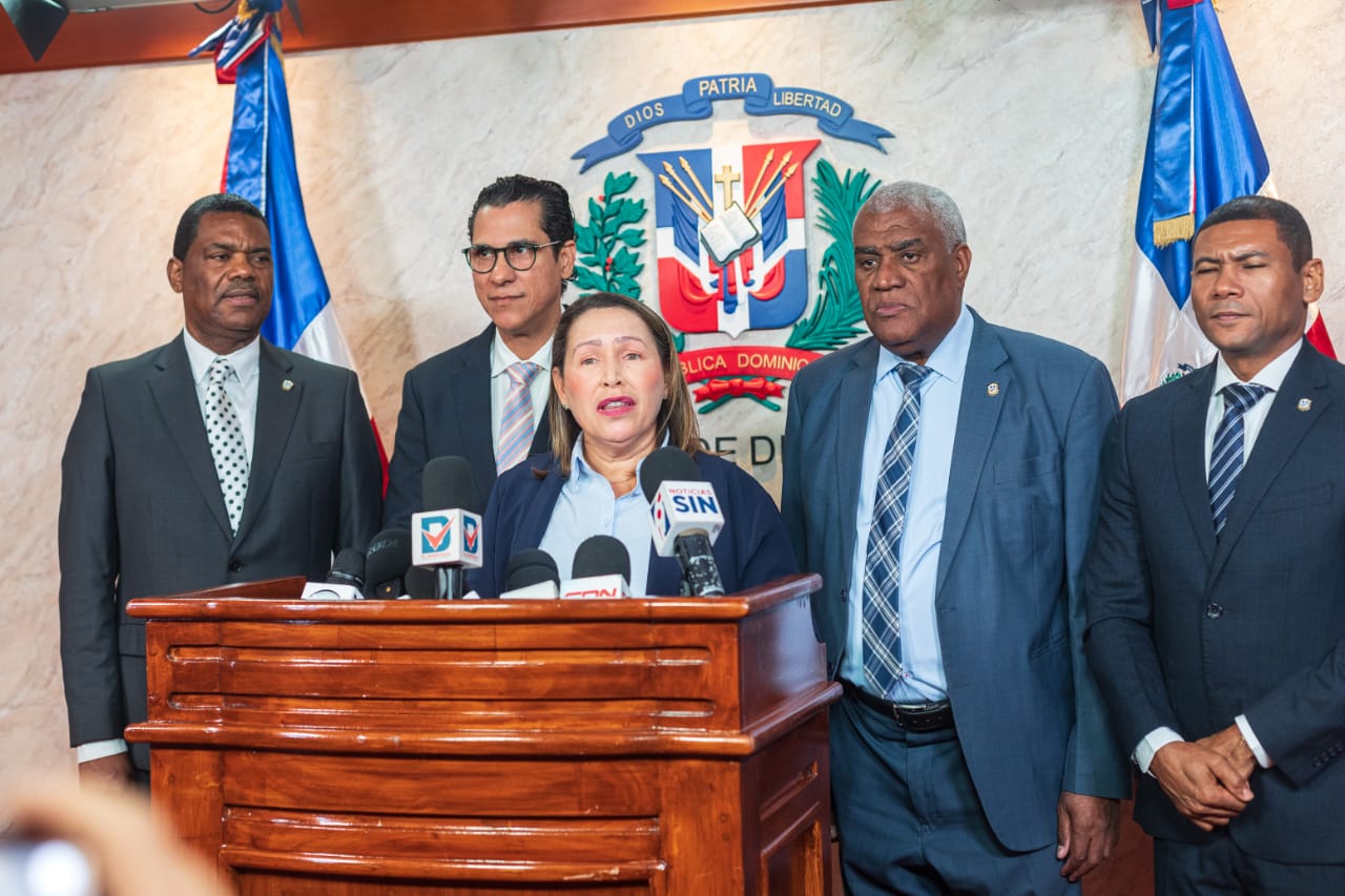 Diputada Llaniris Espinal somete proyecto de ley ciudades verdes, sostenibles y resilientes