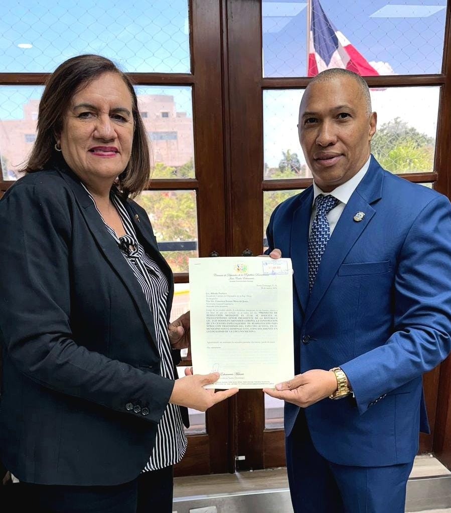 Solicitan construcción de centro especializado en trastornos del espectro autista en Santo Domingo Este