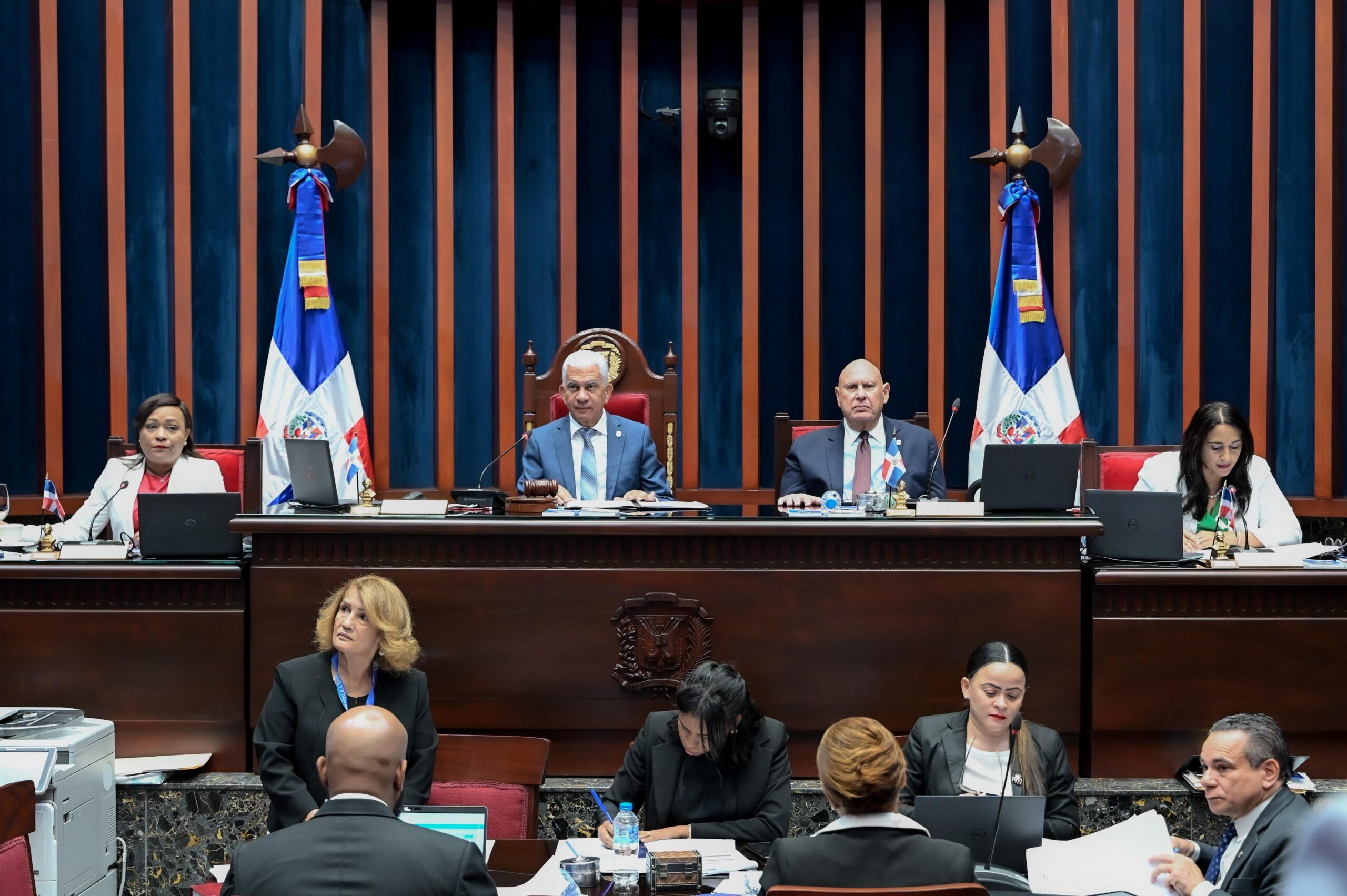 Senado aprueba en primera lectura ley que crea el Ministerio de Justicia