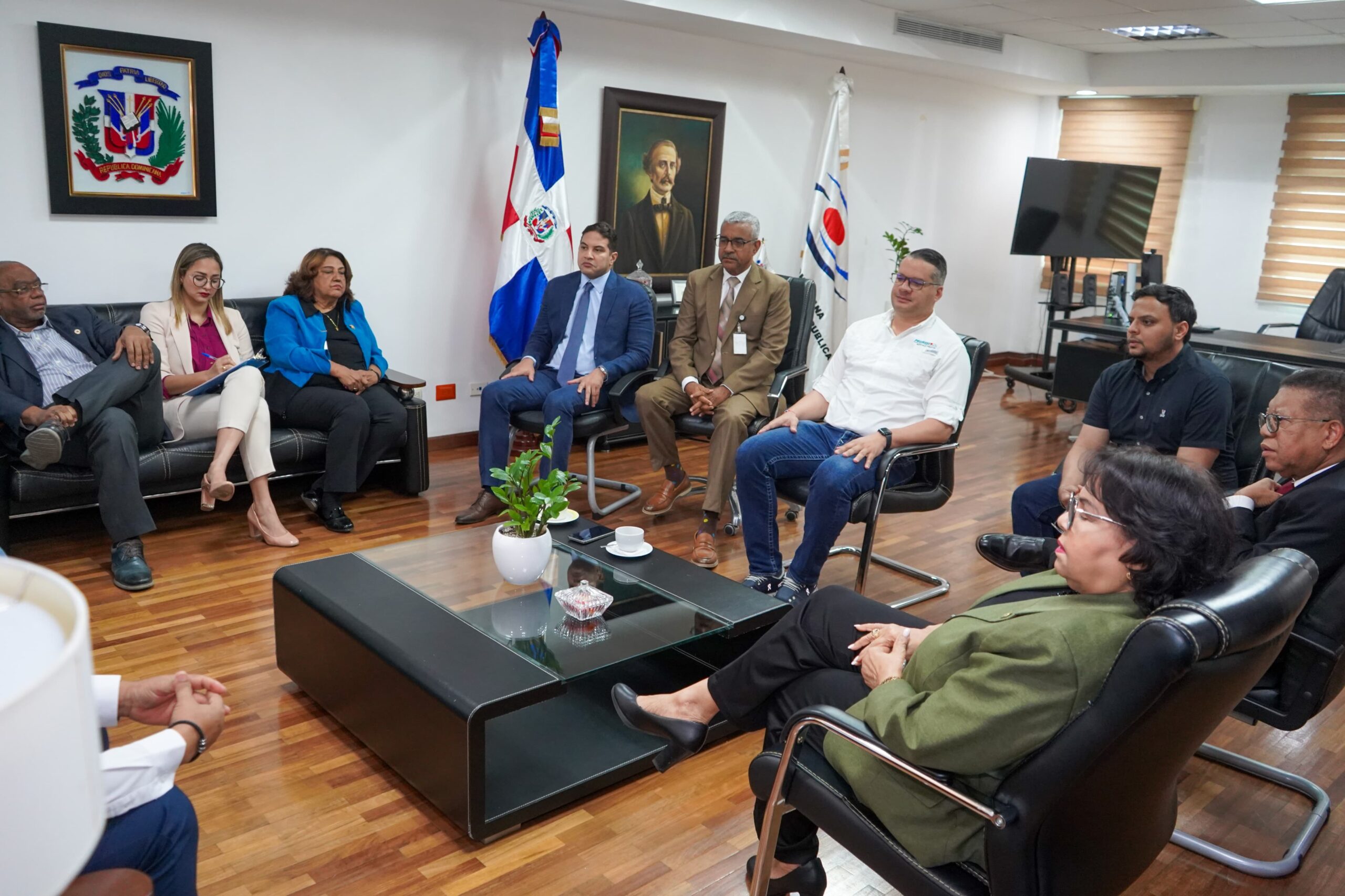 CCRD y PROMESECAL acuerdan construir Farmacias del Pueblo para beneficiar a colaboradores y comunidades aledañas