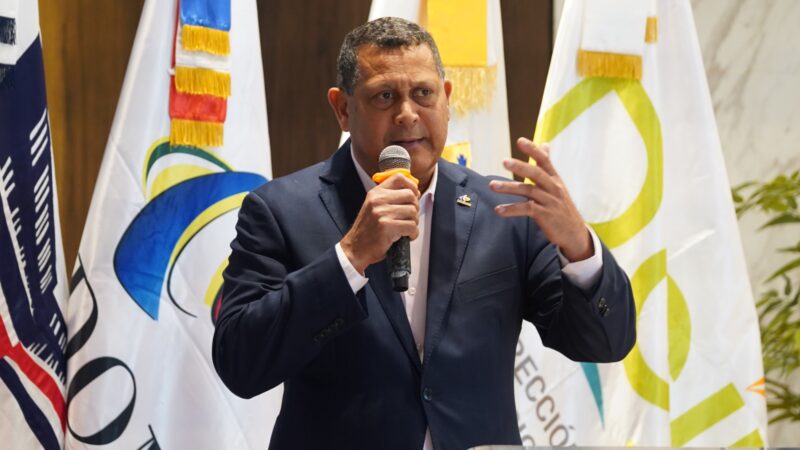 Presidente de Fedomu aclara solo los ayuntamientos pueden otorgar permisos de uso de suelo