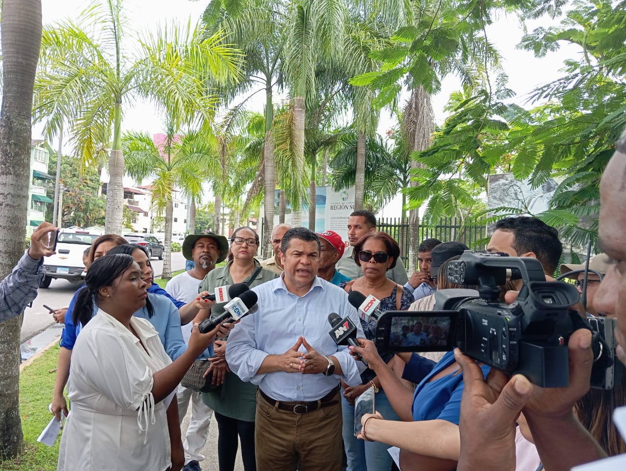 Tobías Crespo llama al gobierno a respetar área de conservación científica y ecológica del Jardín Botánico Doctor Rafael M. Moscoso