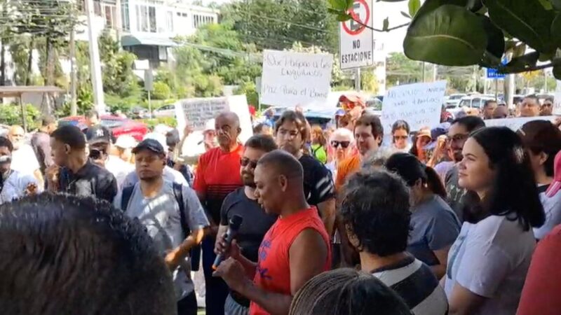Protesta ciudadana defiende integridad del Jardín Botánico Nacional