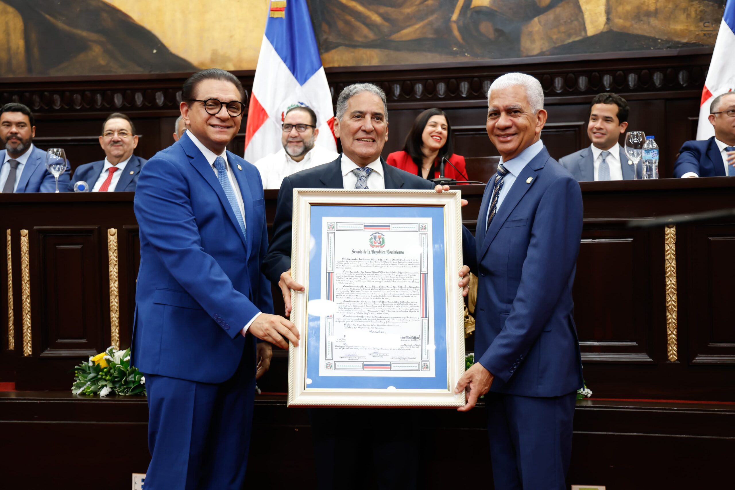Senado reconoce a personalidades del arte, deporte, educación, justica y otras áreas