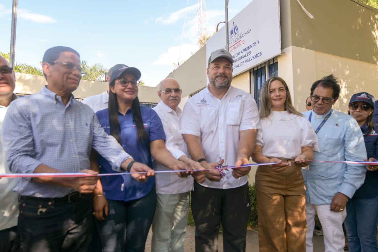 Medio Ambiente moderniza oficinas provinciales en la región Noroeste