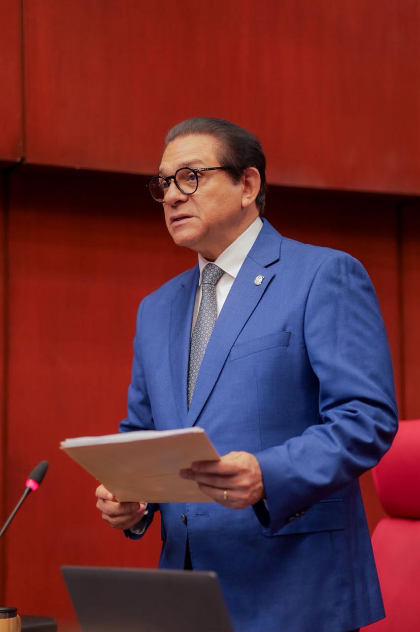 Senadores analizan resolución solicita hemocentro regional en el Cibao