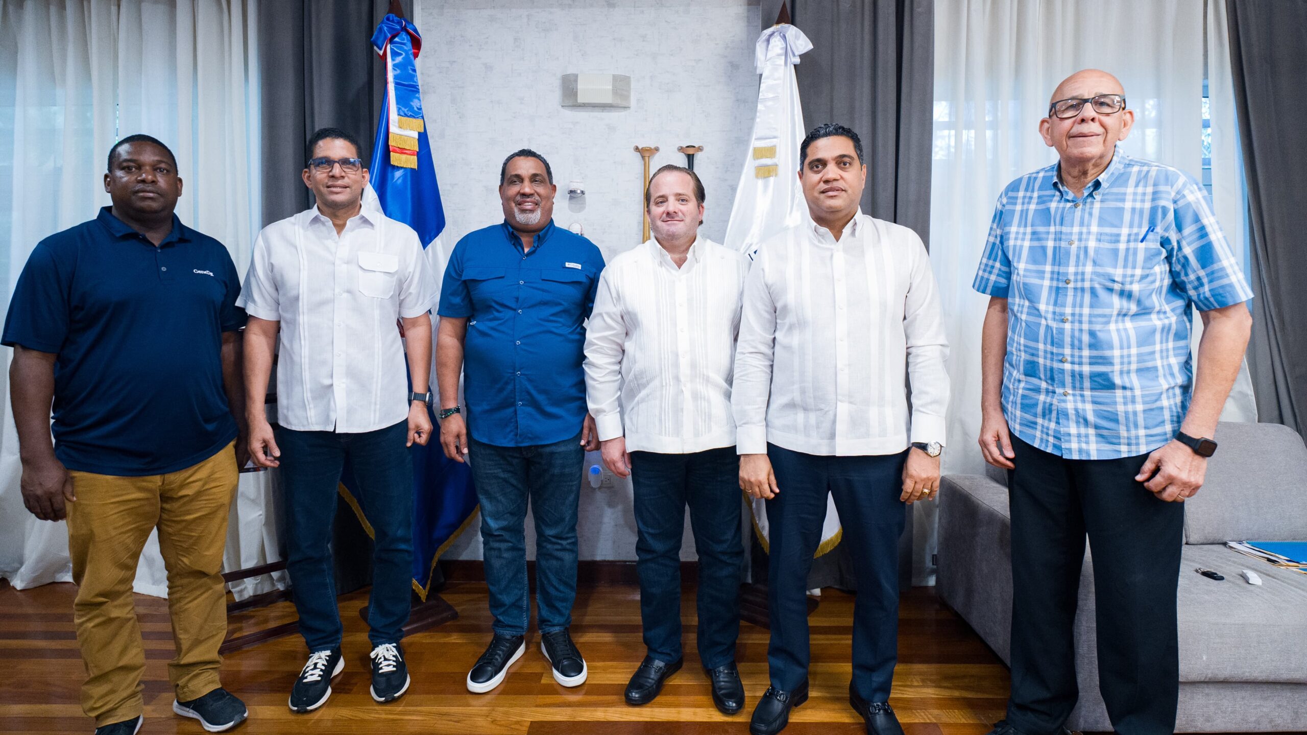 Miderec, MIVED y TBS DISTRITO garantizan máximo cuidado en el uso del Palacio de Voleibol