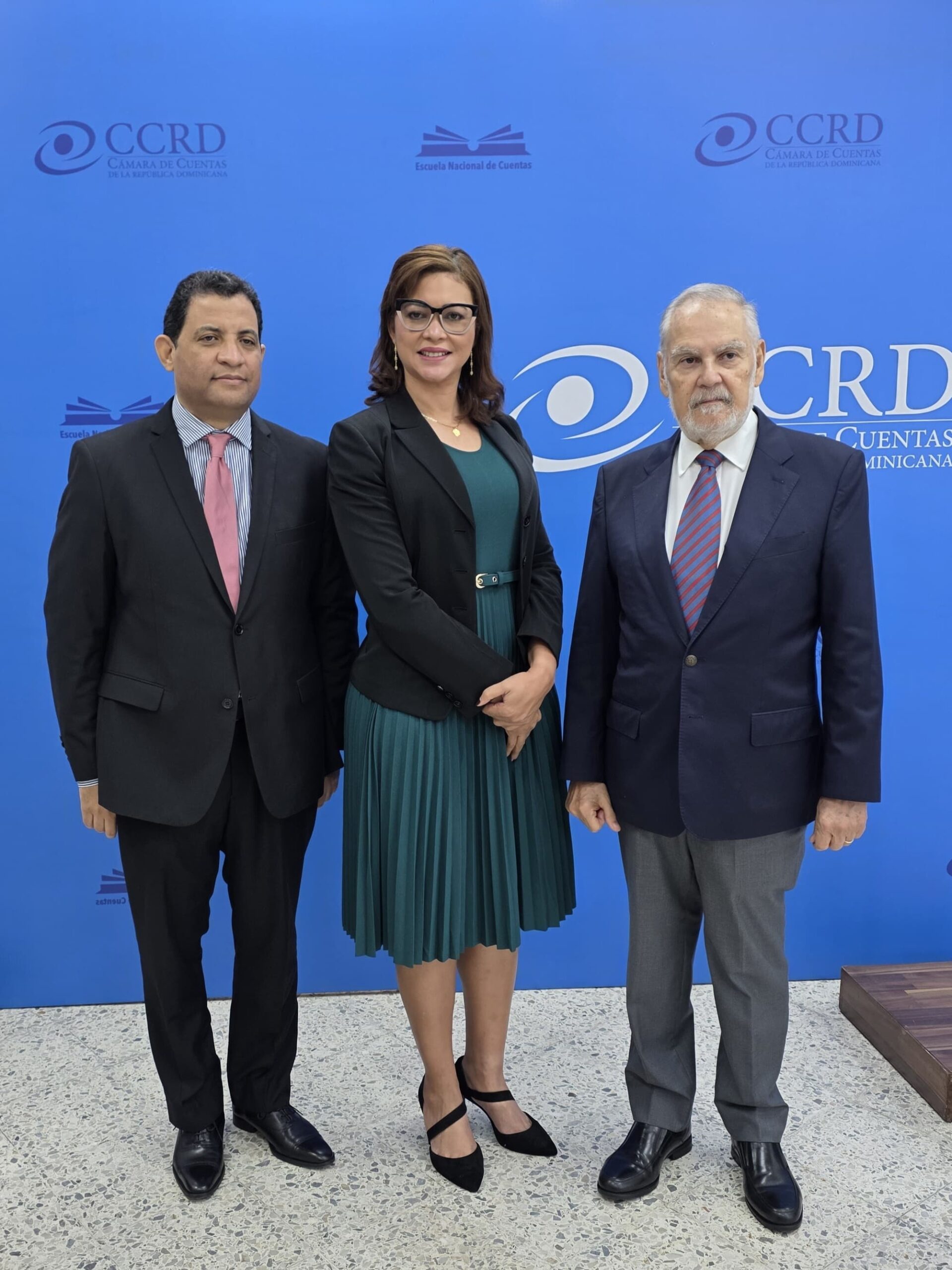 Cámara de Cuentas y SISALRIL socializan impacto de la seguridad social en la ciudadanía