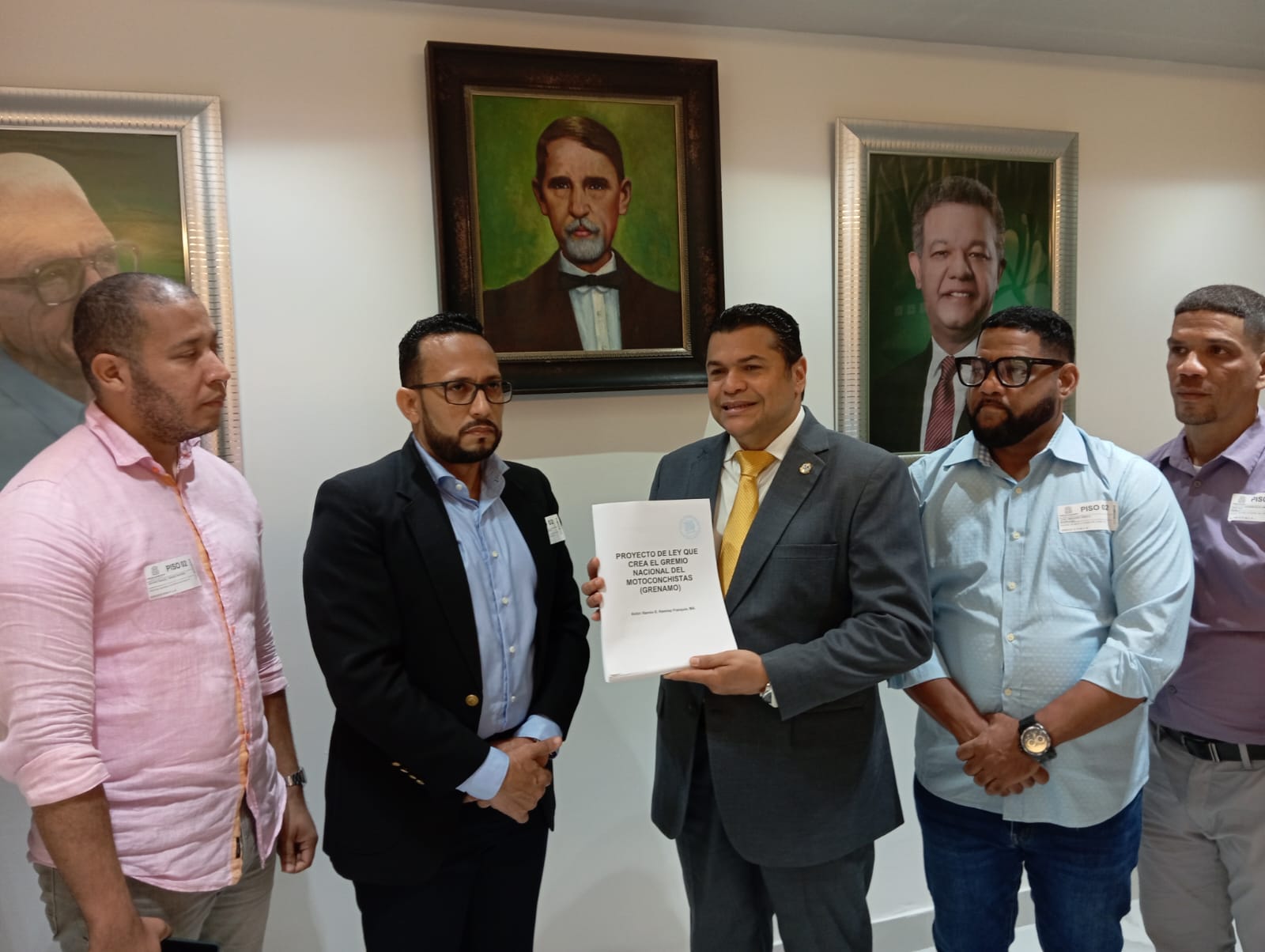 Tobías Crespo someterá proyecto para unificar gremios de motocicletas: busca mejorar sus condiciones de vida