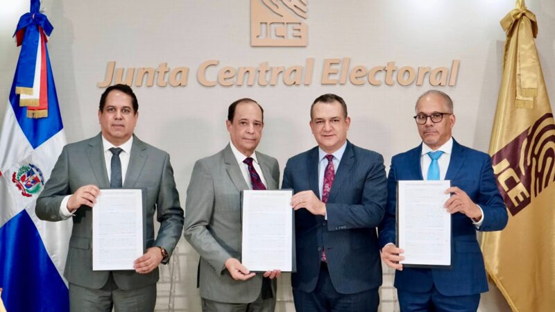 JCE y EMDOC firman contrato para suplir equipos, materiales y servicios para la nueva cédula