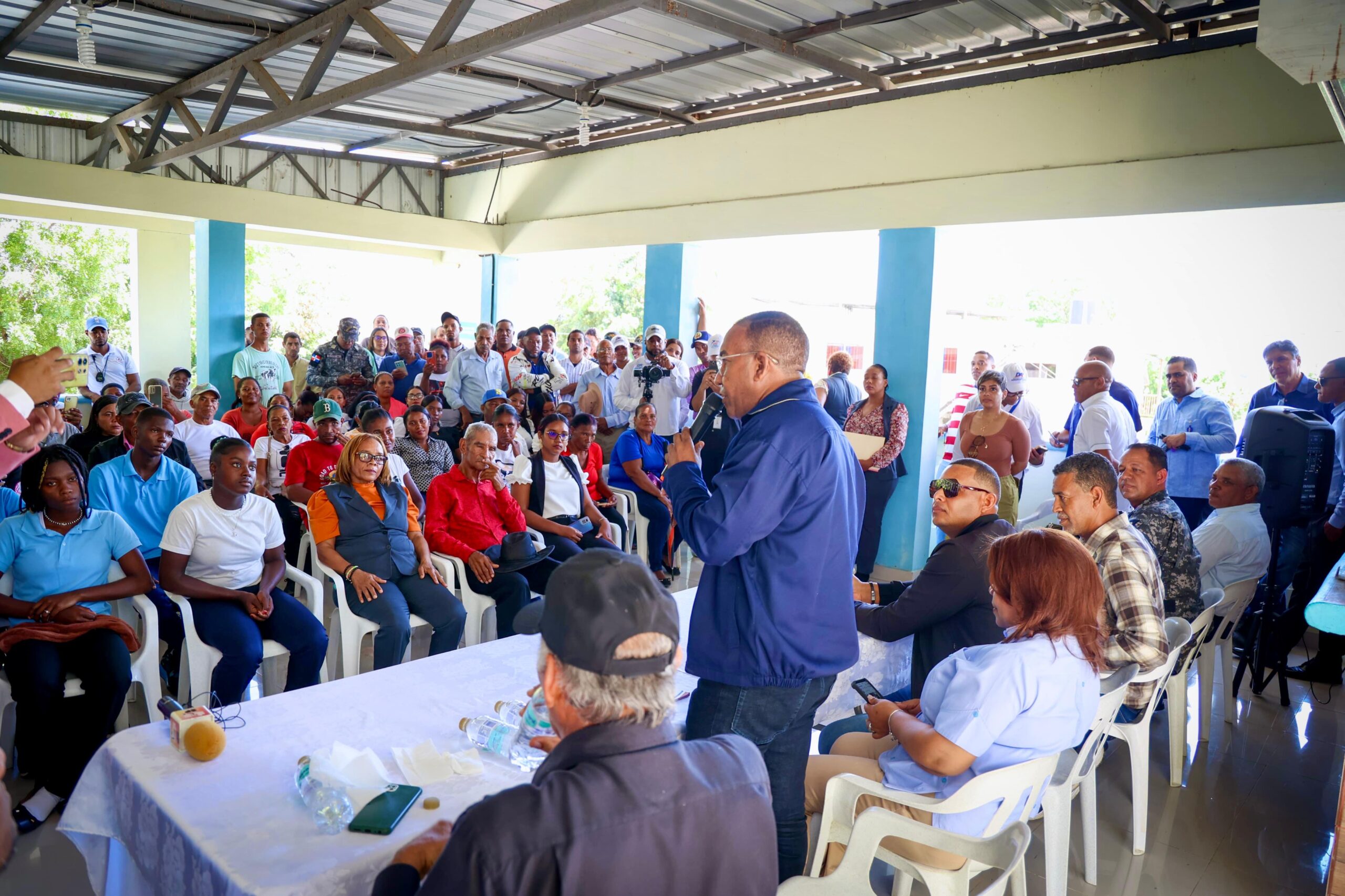 Departamento Aeroportuario escucha a comunitarios de Barranca en San Juan, donde se construye aeropuerto