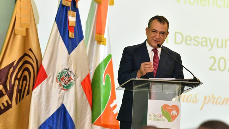Presidente de la JCE llama a ejercer masculinidad responsable y educar sin violencia
