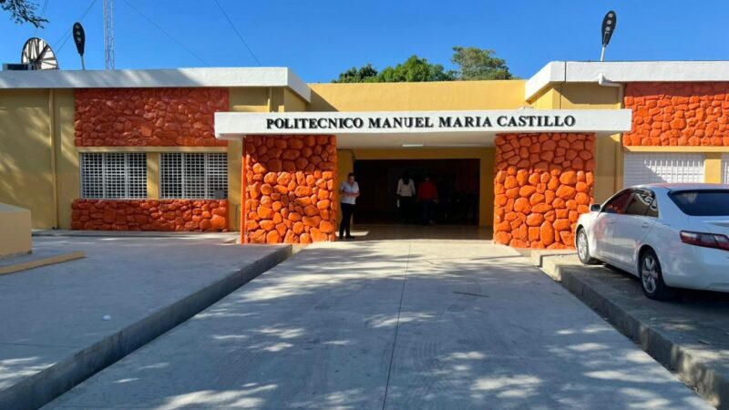 Infraestructura Escolar entrega remozado Politécnico Manuel María Castillo en San Francisco de Macorís