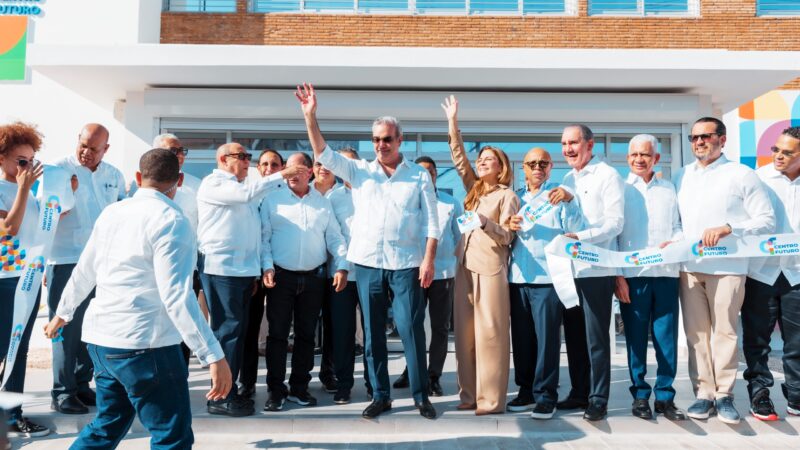 Carolina muestra hitos de su gestión al frente de Santo Domingo