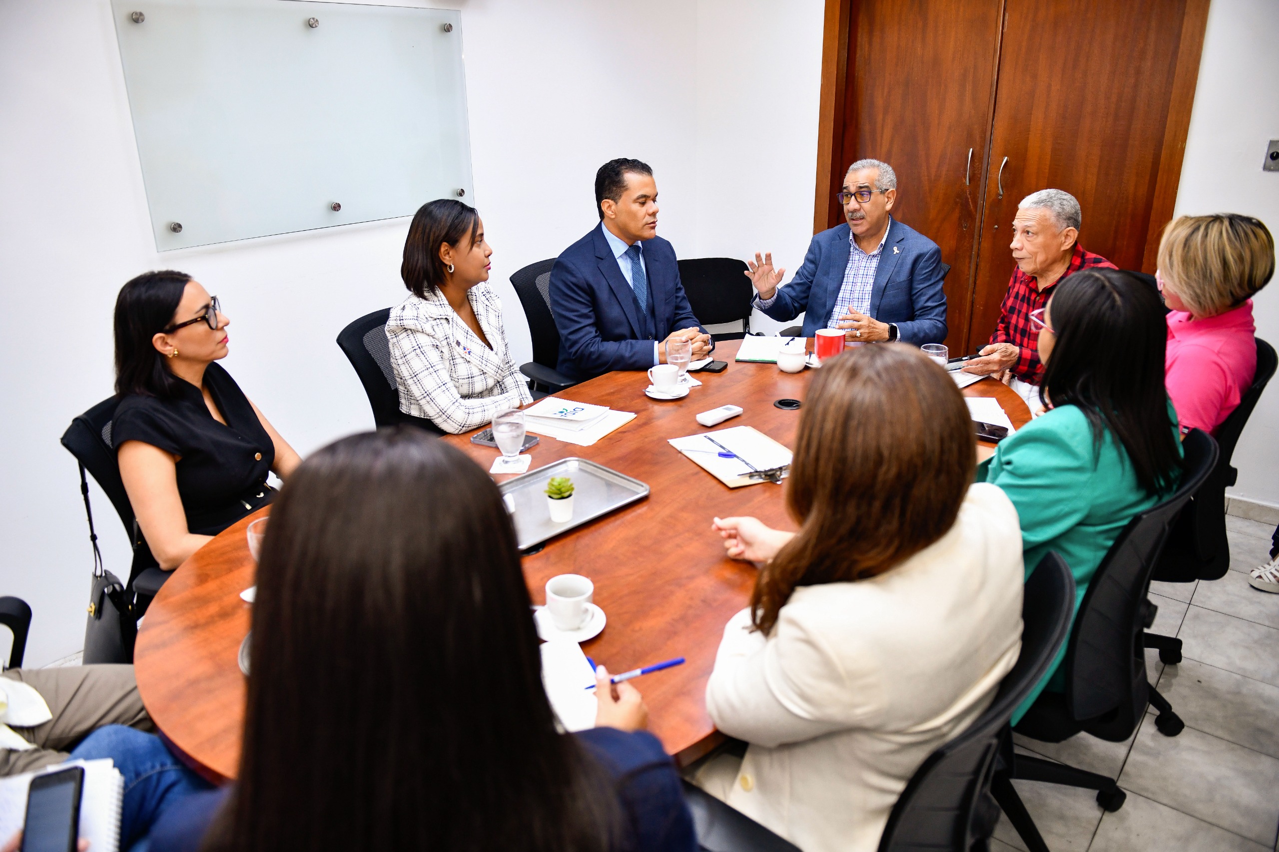 DIDA denuncia que las ARS no cumplen con normas que la mandan a comprar medicamentos en Dirección de Alto Costo para que salgan más baratos a los afiliados