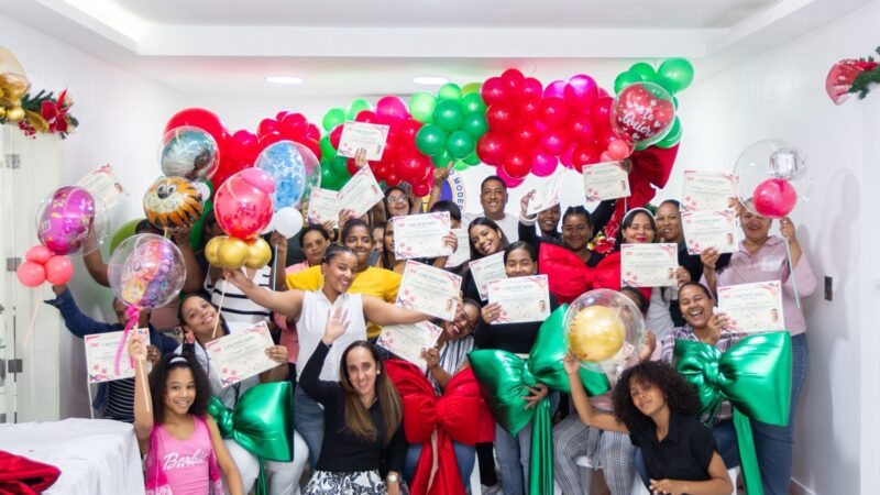 Diputado Francisco Villegas impulsa el emprendimiento con exitoso taller de lazos y globos en La Altagracia”.