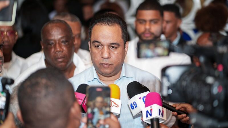 Elías Hasboun oficializa su aspiración a la Presidencia del PRM en el Distrito Nacional con una propuesta de renovación y fortalecimiento institucional