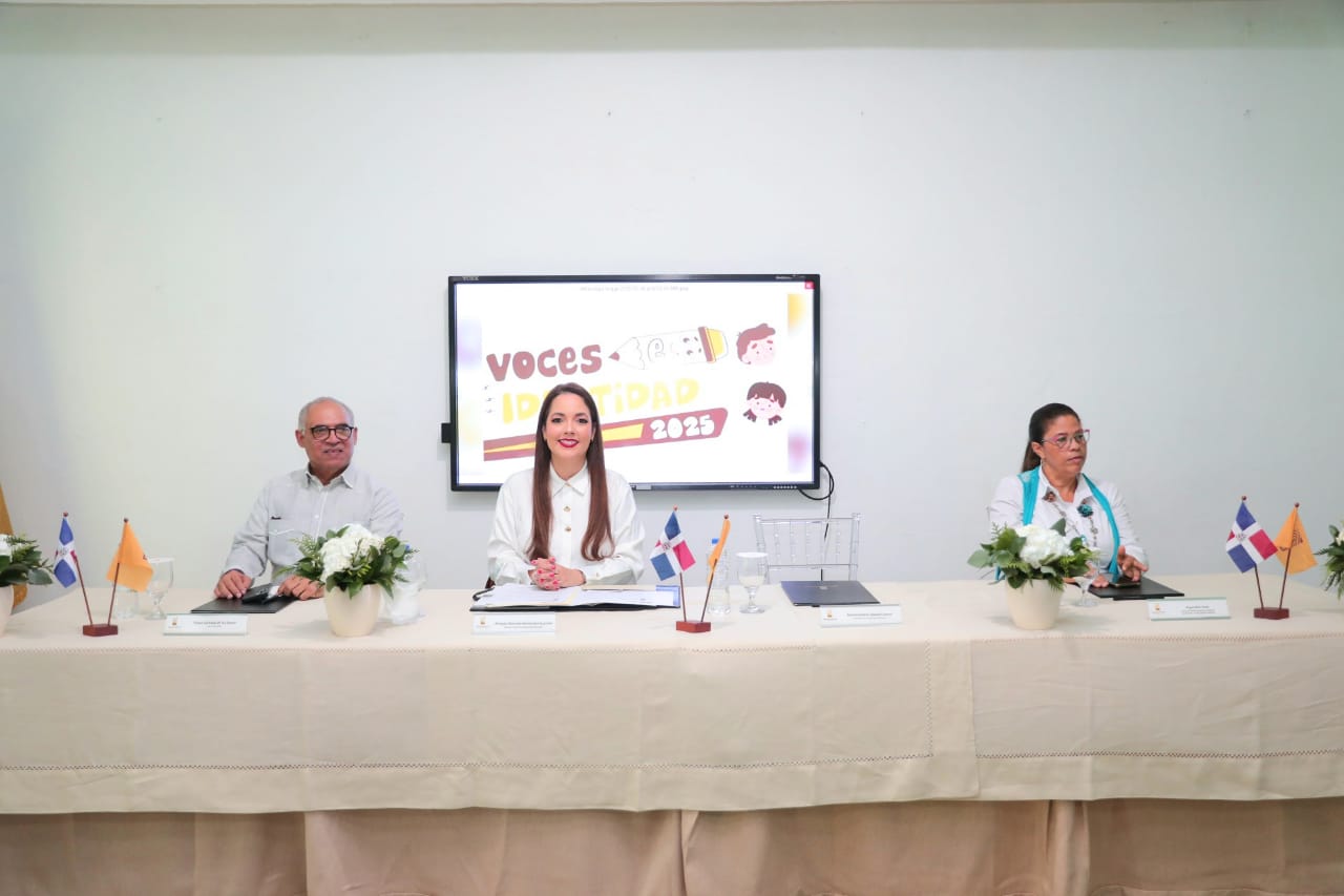 JCE realiza “Taller Voces e Identidad” en Santiago de los Caballeros