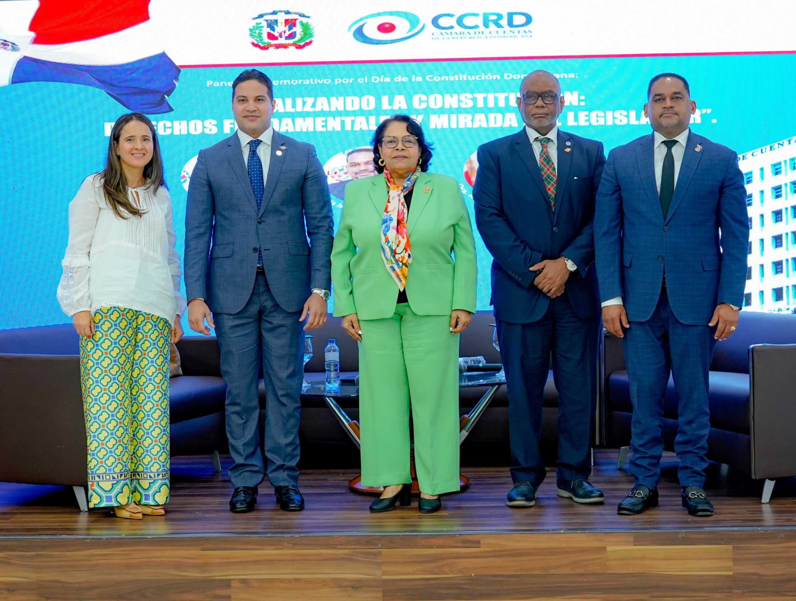 Cámara de Cuentas conmemora el Día de la Constitución con panel sobre derechos fundamentales y su valor como norma jurídica