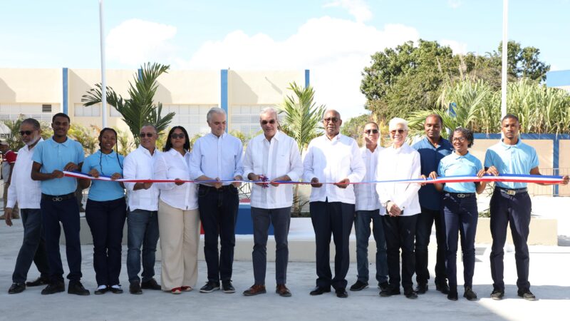 Presidente Abinader inaugura Liceo Experimental UASD en Elías Piña tras 12 años paralizado