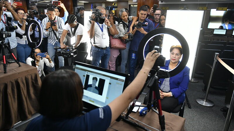 JCE inicia captura de datos a su personal para la renovación de la cédula