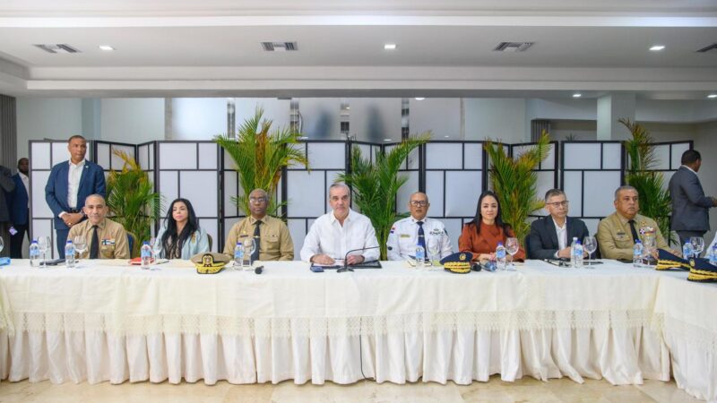 Gobierno refuerza lucha contra el crimen organizado y mantiene operativos migratorios diarios