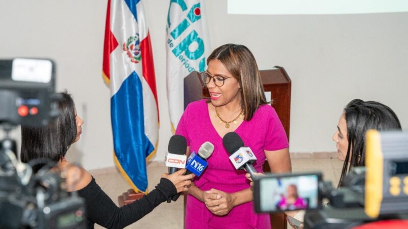 CIPESA destaca avances, pero advierte retos pendientes para las mujeres en empleo, salud y protección