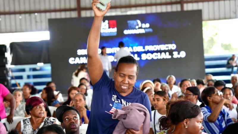 Indotel beneficia a 1,000 residentes de Santo Domingo Norte con la Canasta Digital Social 3.0