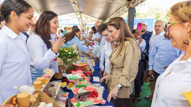 Carolina consolida ruta ganadora del PRM en Santiago con juramentación de nuevos líderes