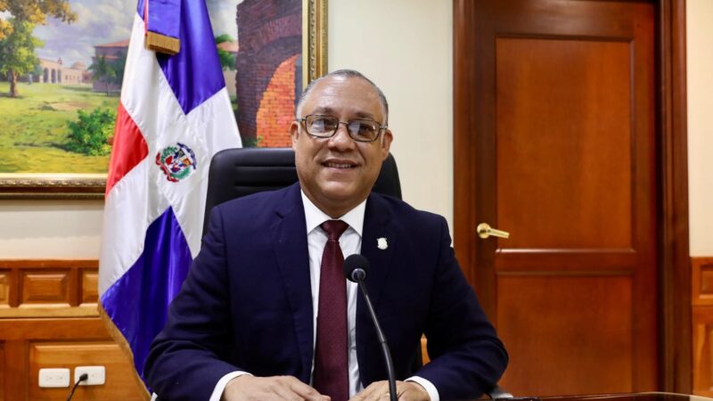 Senador Jhonson Encarnación impulsa centro de rehabilitación para Elías Piña