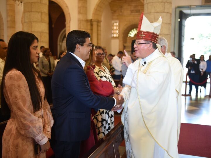 Fellito Suberví exhibe resultados en la CAASD: 45 km de cañadas intervenidos, 19 km saneados y una producción de agua potable de casi 500 millones de galones diarios