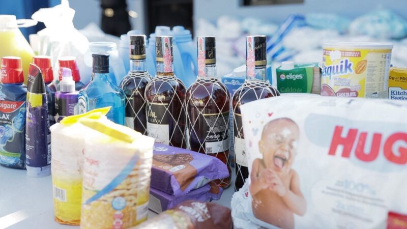 *Policía Nacional, autoridades sanitarias y Ministerio Público incautan miles de productos ilícitos y más de 6.8 toneladas de carne en estado de descomposición en SDN*